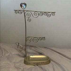 Jewelry holder